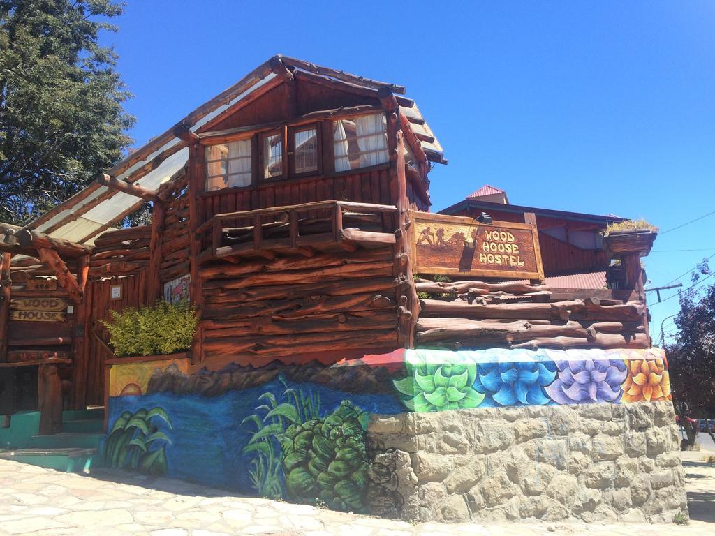 Wood House Hostel San Carlos de Bariloche Bagian luar foto