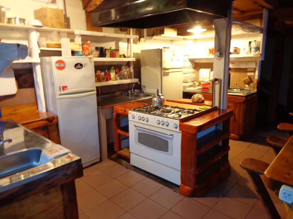 Wood House Hostel San Carlos de Bariloche Bagian luar foto
