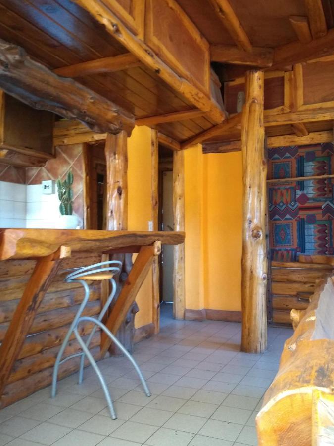 Wood House Hostel San Carlos de Bariloche Bagian luar foto