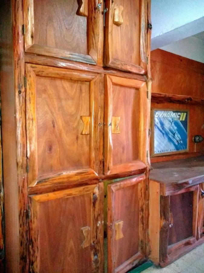 Wood House Hostel San Carlos de Bariloche Bagian luar foto